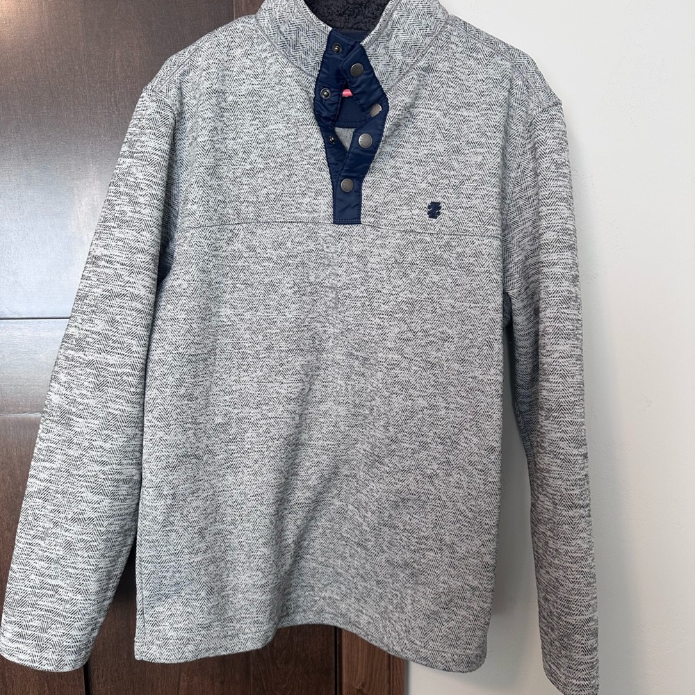 Men’s Izod Gray Herringbone Fleece-Lined Snap Pullover | Size Medium